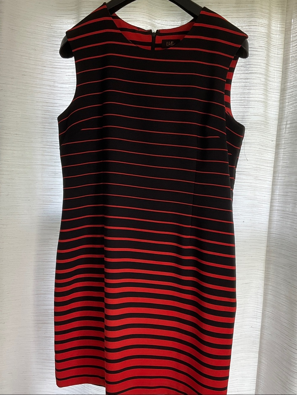 I Le NewYork Black and Red Striped Sleeveless Shift Dress